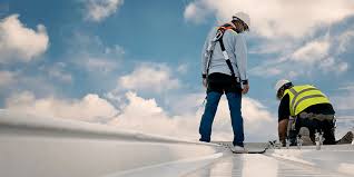 Best Emergency Roof Repair Services  in Montauk, NY